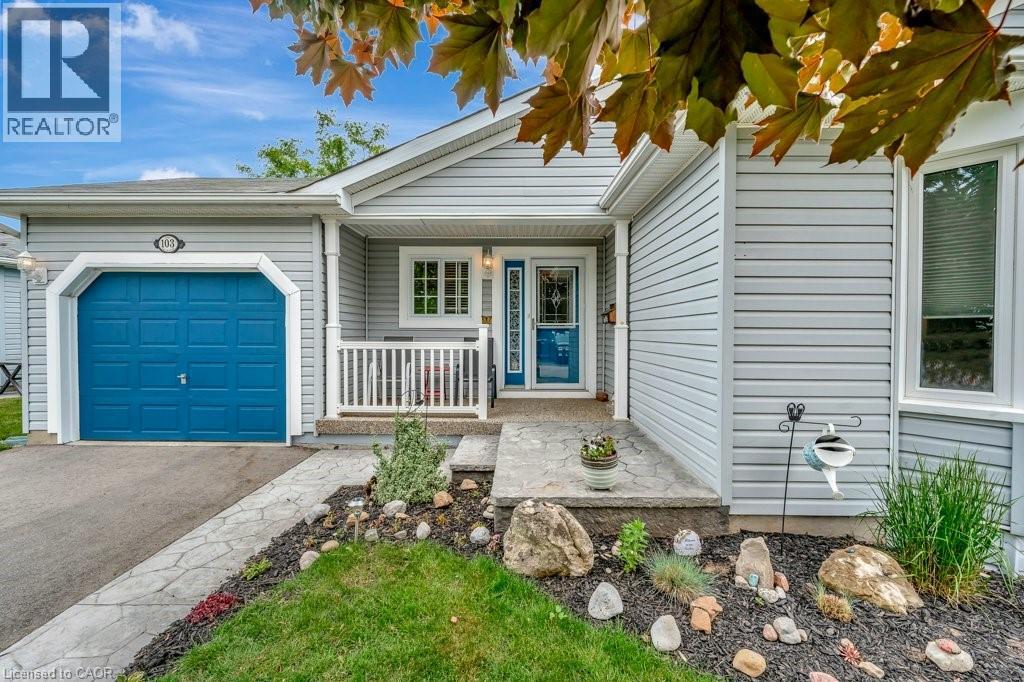 103 KELLS Lane, Freelton, Ontario, L8B1A5 — Photo 3