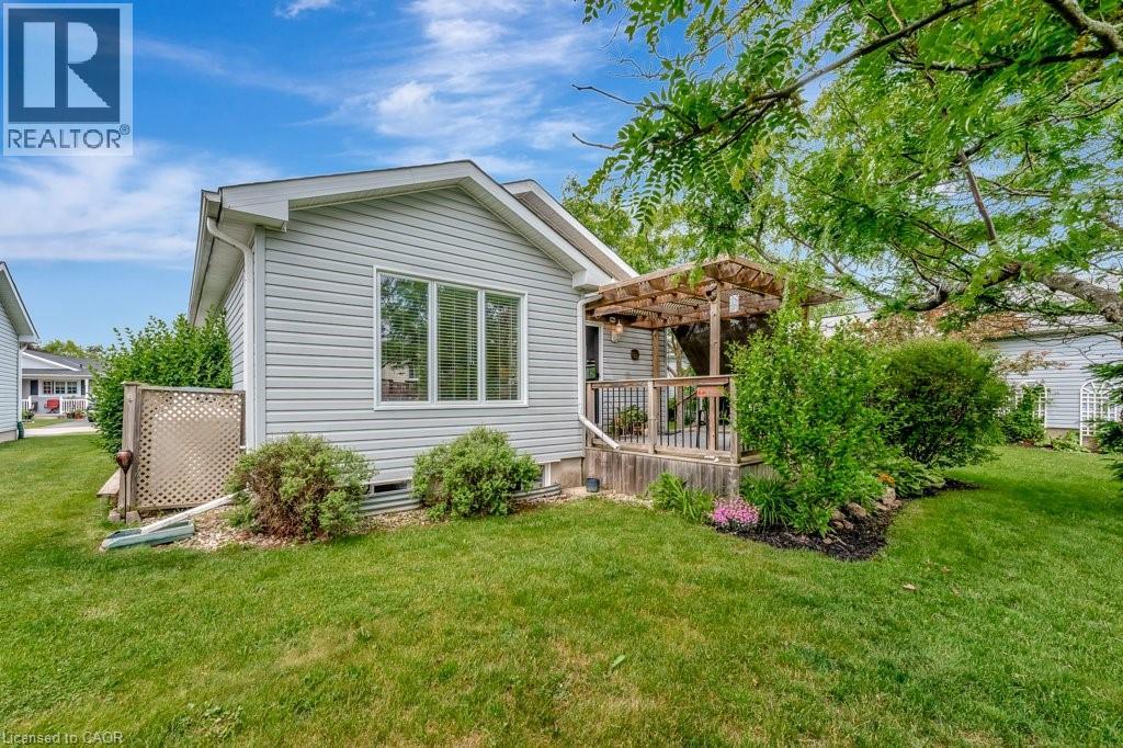 103 KELLS Lane, Freelton, Ontario, L8B1A5 — Photo 35