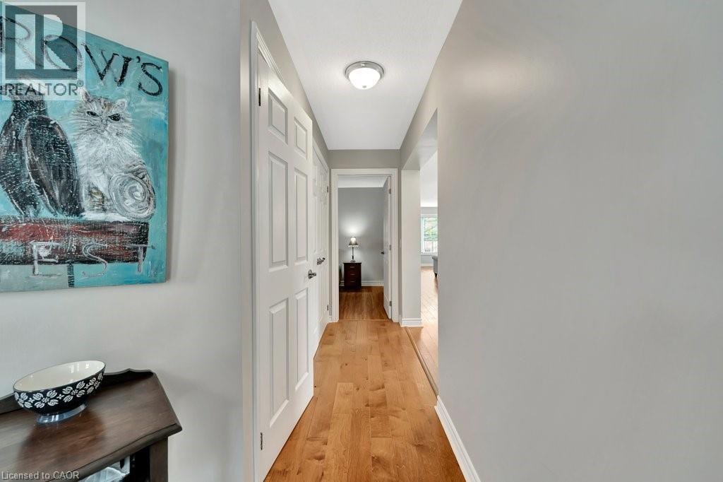 103 KELLS Lane, Freelton, Ontario, L8B1A5 — Photo 6