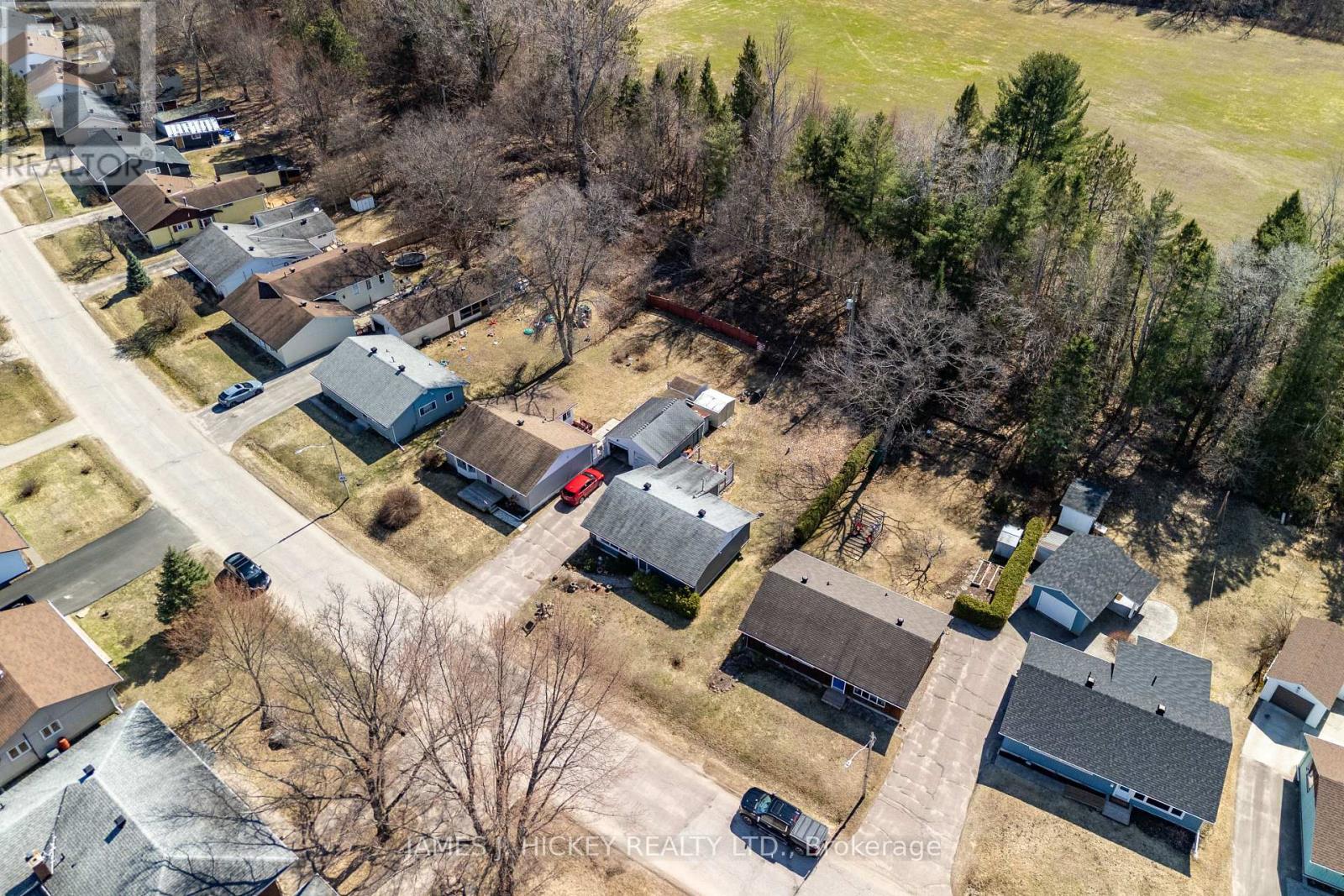 38 BEACH AVENUE, Deep River, Ontario, K0J1P0 — Photo 31