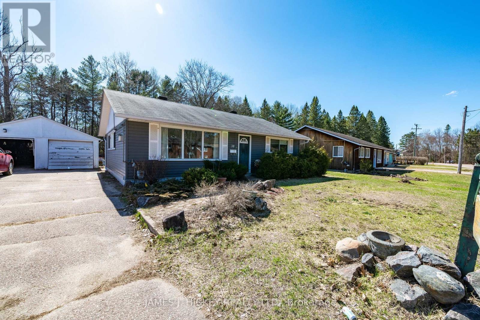 38 BEACH AVENUE, Deep River, Ontario, K0J1P0 — Photo 36