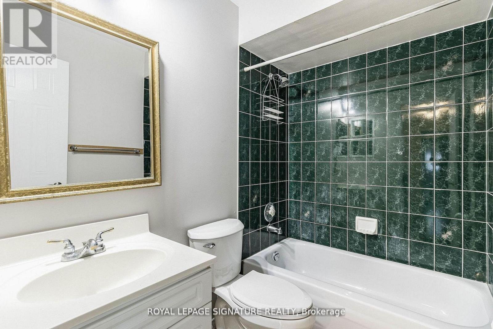 37 RICHWOOD CRESCENT, Brampton (Bram West), Ontario, L6X4K8 — Photo 26