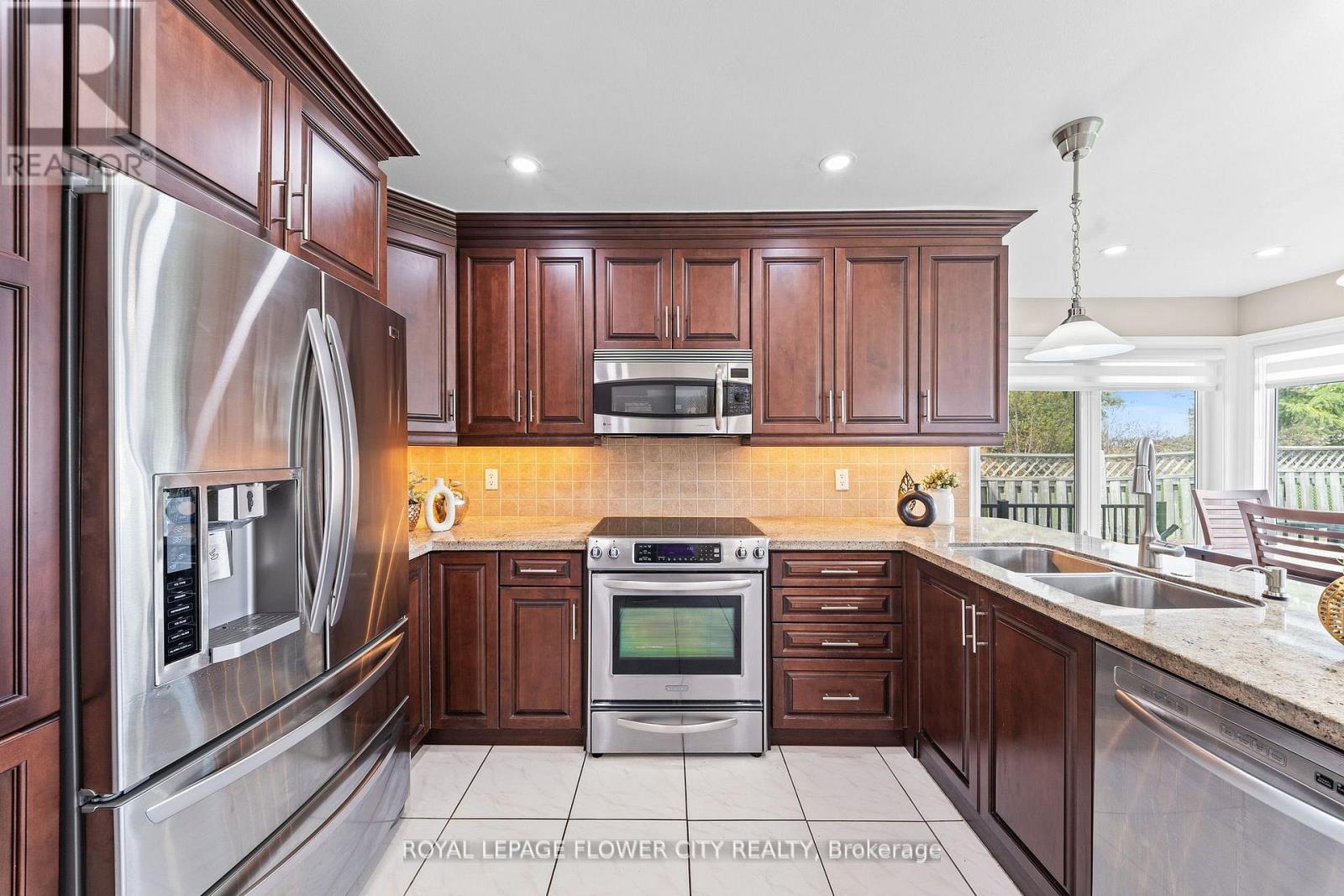 60 NEWGREEN CRESCENT, Brampton (Westgate), Ontario, L6S4Y5 — Photo 15