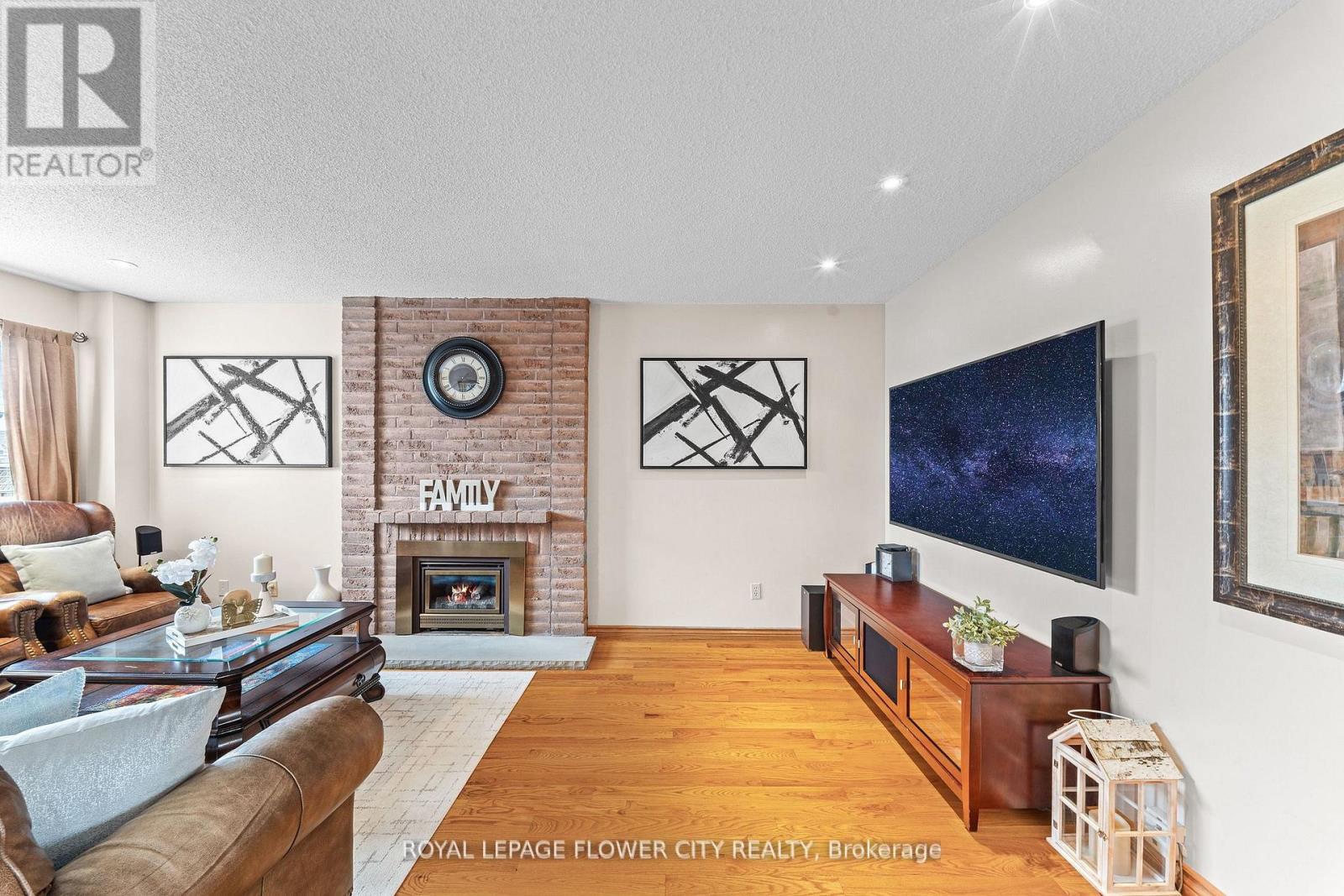 60 NEWGREEN CRESCENT, Brampton (Westgate), Ontario, L6S4Y5 — Photo 19