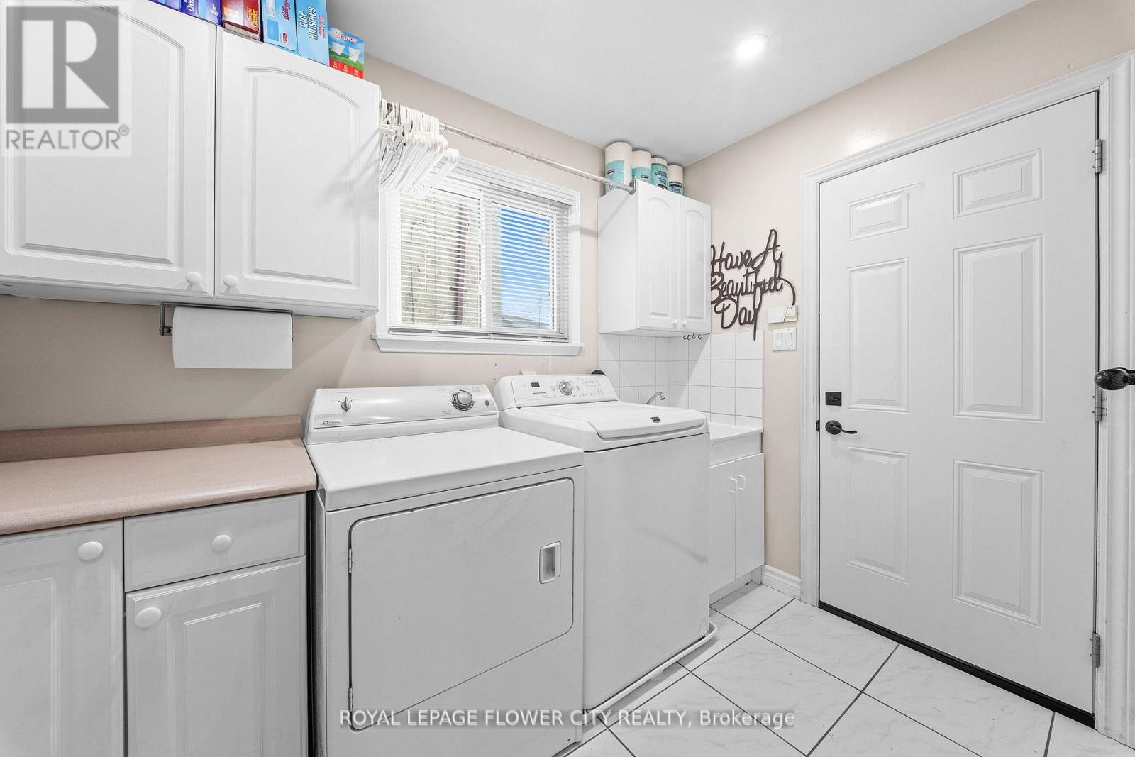 60 NEWGREEN CRESCENT, Brampton (Westgate), Ontario, L6S4Y5 — Photo 20