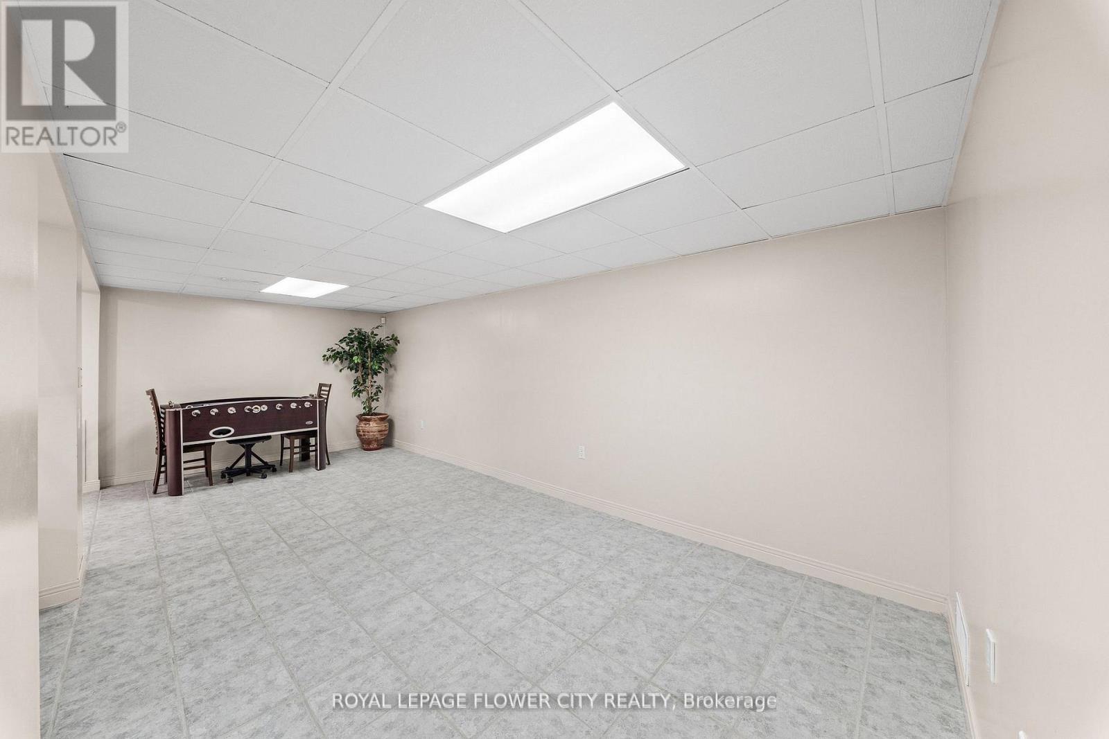 60 NEWGREEN CRESCENT, Brampton (Westgate), Ontario, L6S4Y5 — Photo 37