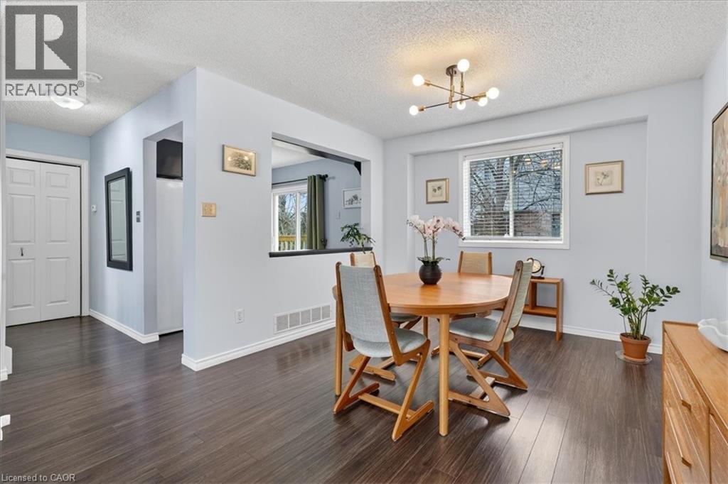 636 GRANGE Crescent, Waterloo, Ontario, N2T2L9 — Photo 12