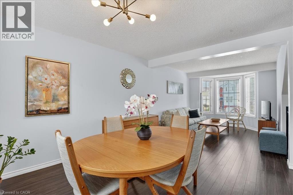 636 GRANGE Crescent, Waterloo, Ontario, N2T2L9 — Photo 14