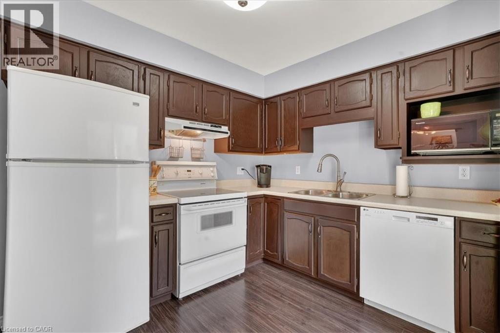 636 GRANGE Crescent, Waterloo, Ontario, N2T2L9 — Photo 18