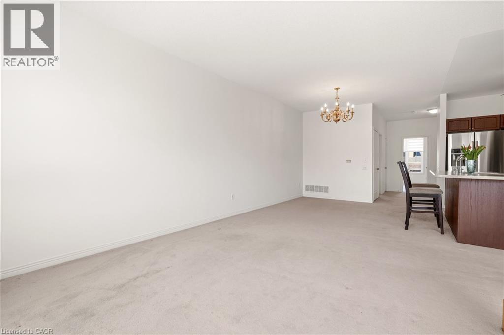 4400 MILLCROFT PARK Drive Unit# 40, Burlington, Ontario, L7M5B5 — Photo 12