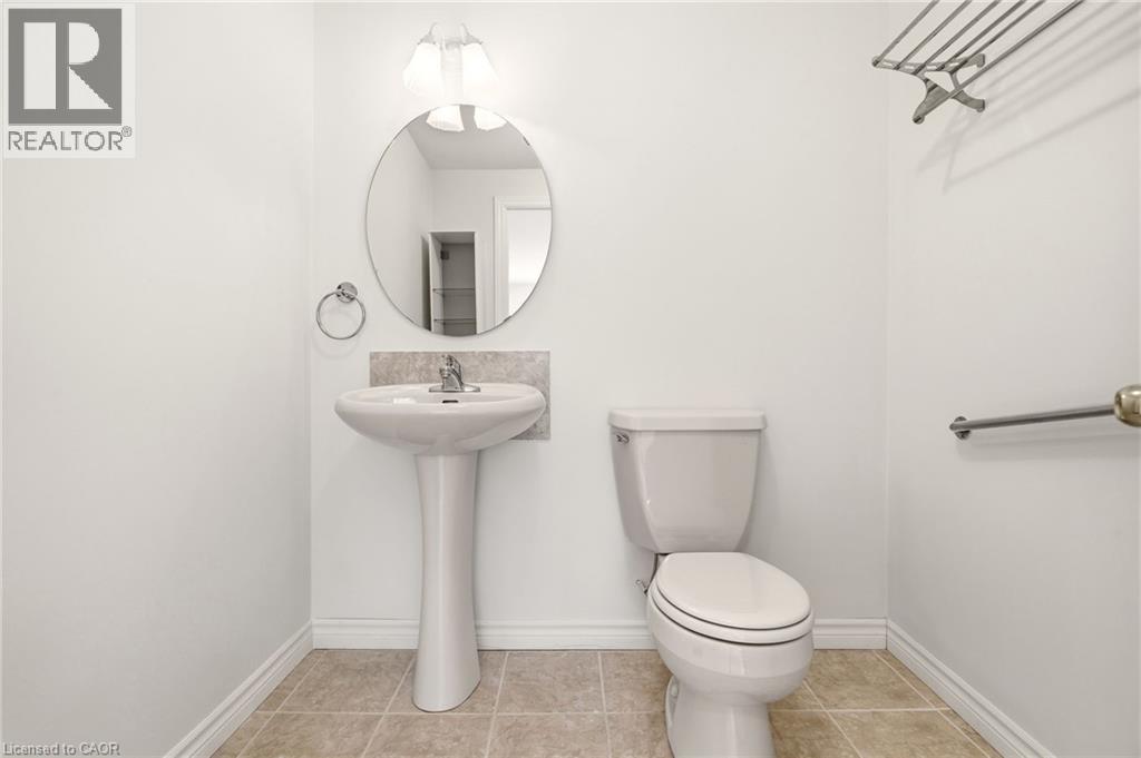 4400 MILLCROFT PARK Drive Unit# 40, Burlington, Ontario, L7M5B5 — Photo 43