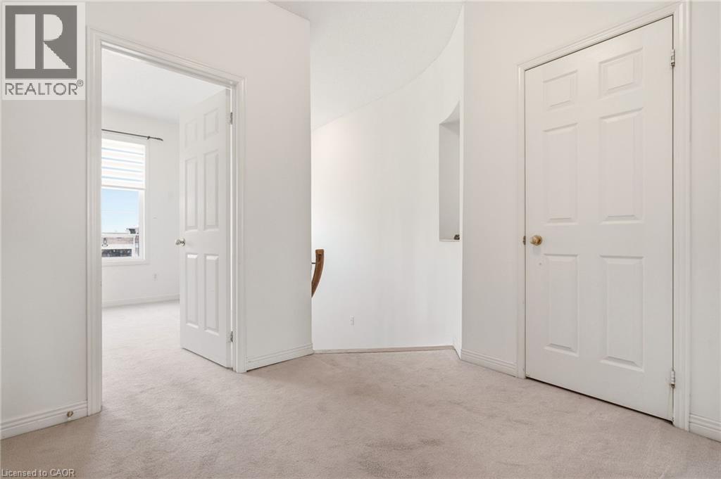 4400 MILLCROFT PARK Drive Unit# 40, Burlington, Ontario, L7M5B5 — Photo 5