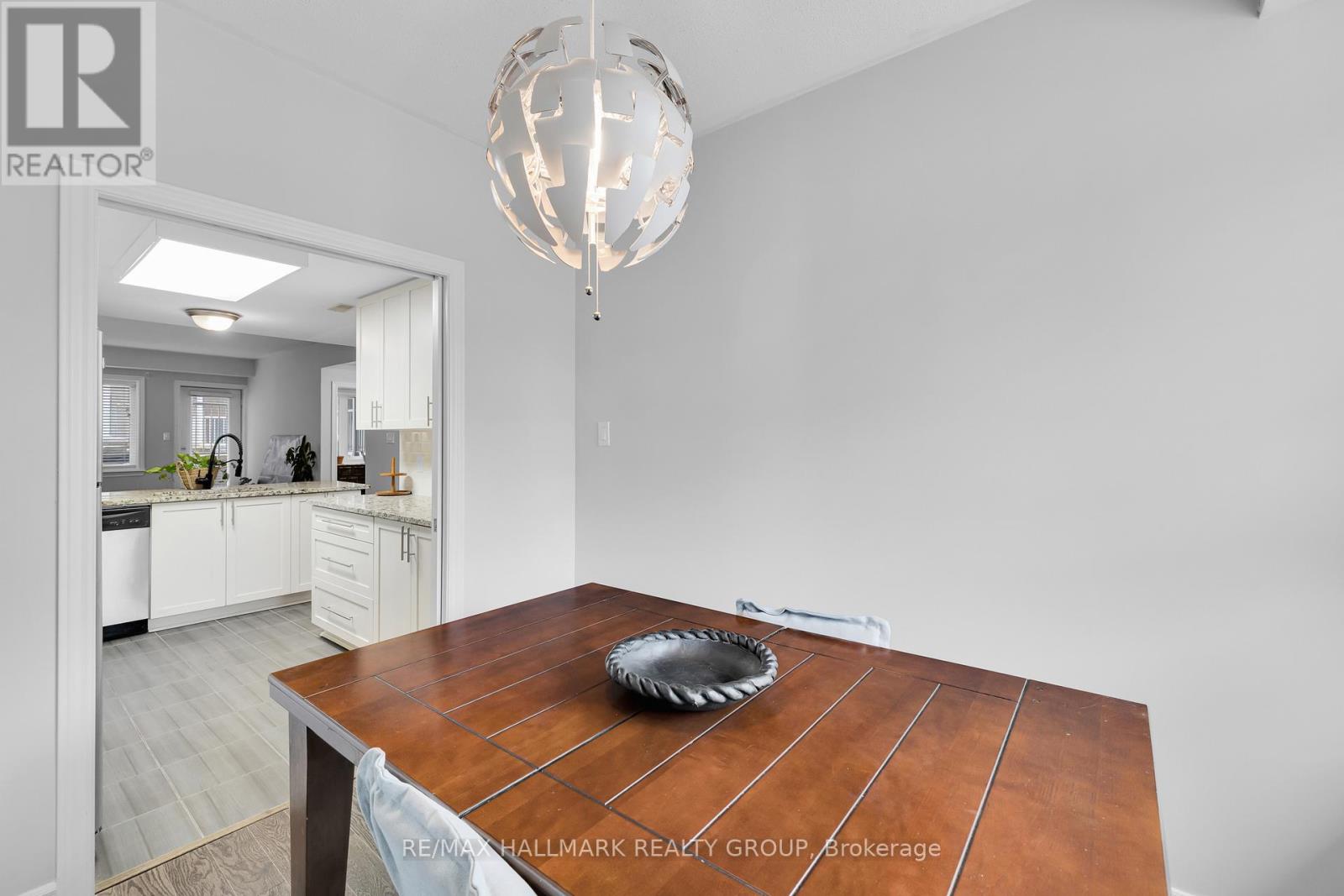 B - 1067 BERYL PRIVATE, Ottawa, Ontario, K1V2M4 — Photo 24