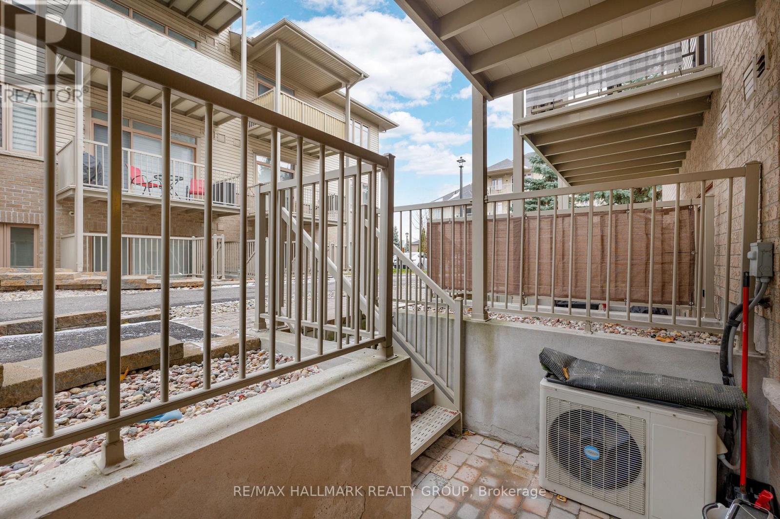 B - 1067 BERYL PRIVATE, Ottawa, Ontario, K1V2M4 — Photo 41