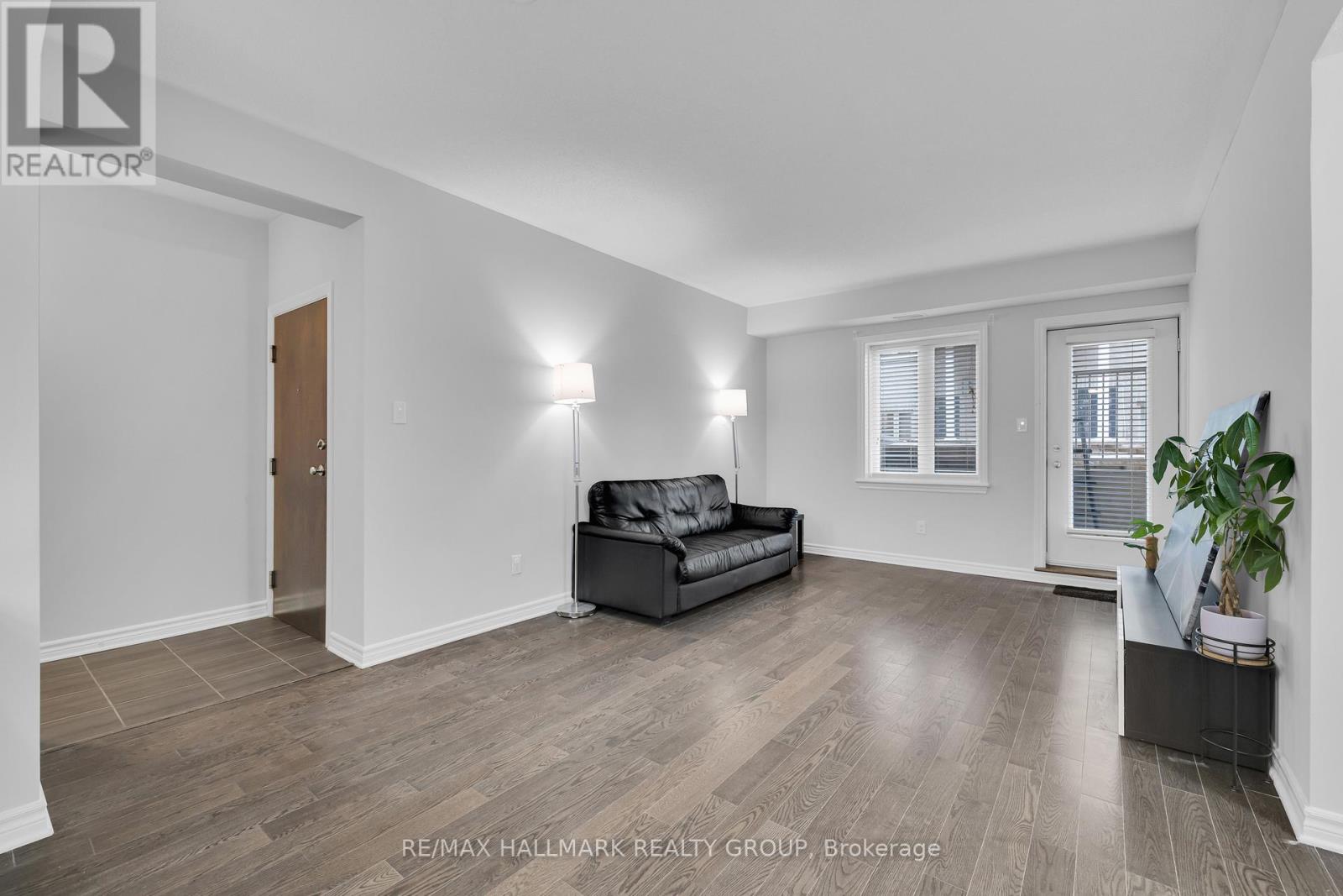 B - 1067 BERYL PRIVATE, Ottawa, Ontario, K1V2M4 — Photo 7