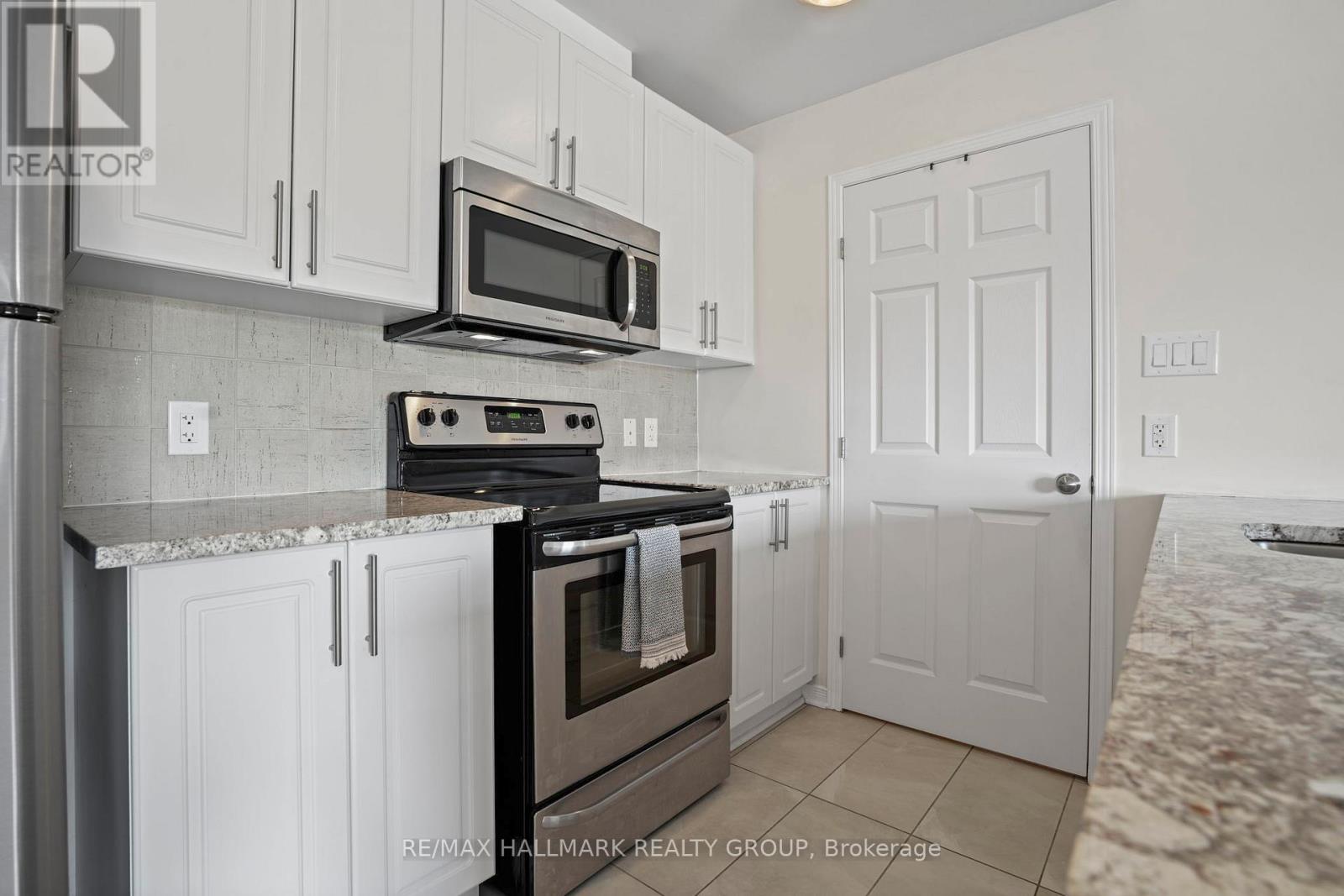 42 STERNES PRIVATE, Ottawa, Ontario, K4A0X8 — Photo 9