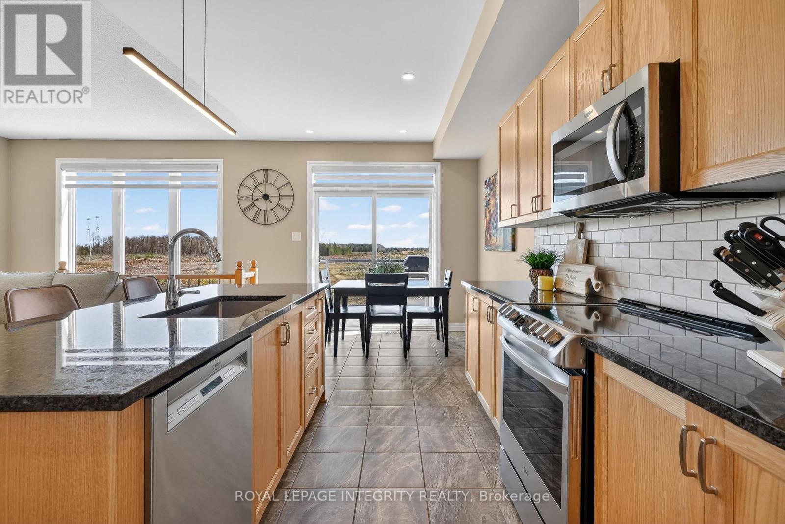 724 PARADE DRIVE, Ottawa, Ontario, K2S0Z4 — Photo 18