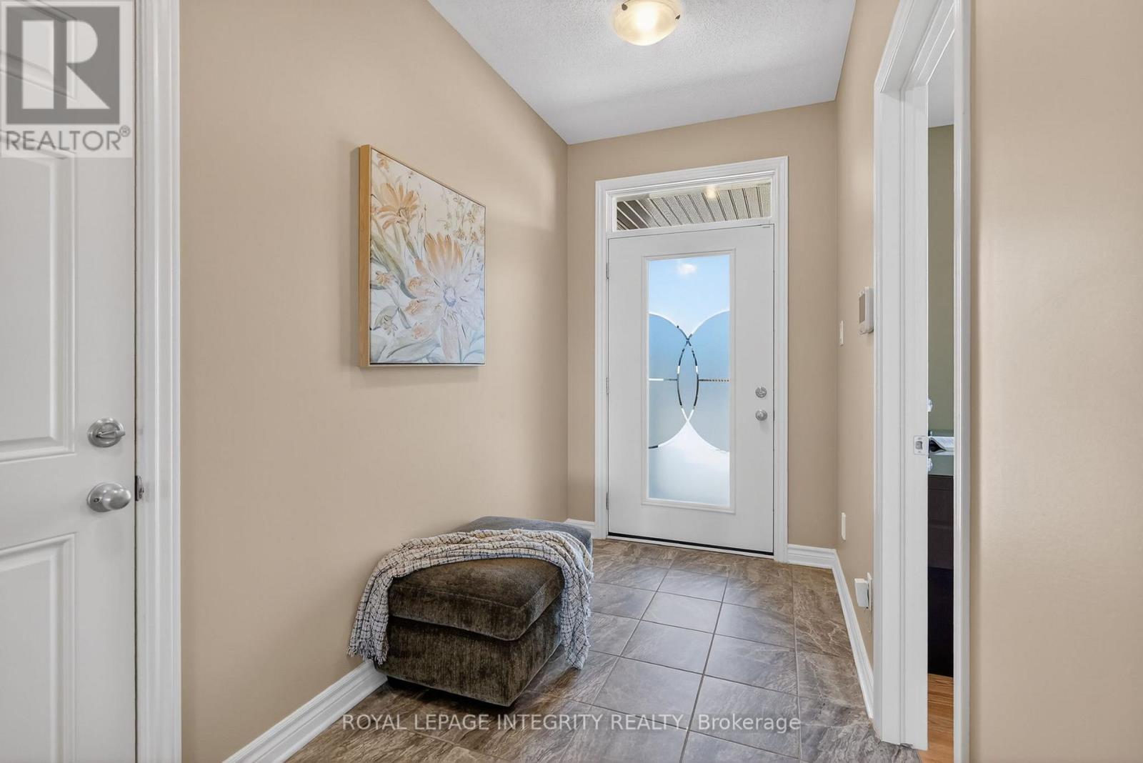 724 PARADE DRIVE, Ottawa, Ontario, K2S0Z4 — Photo 3