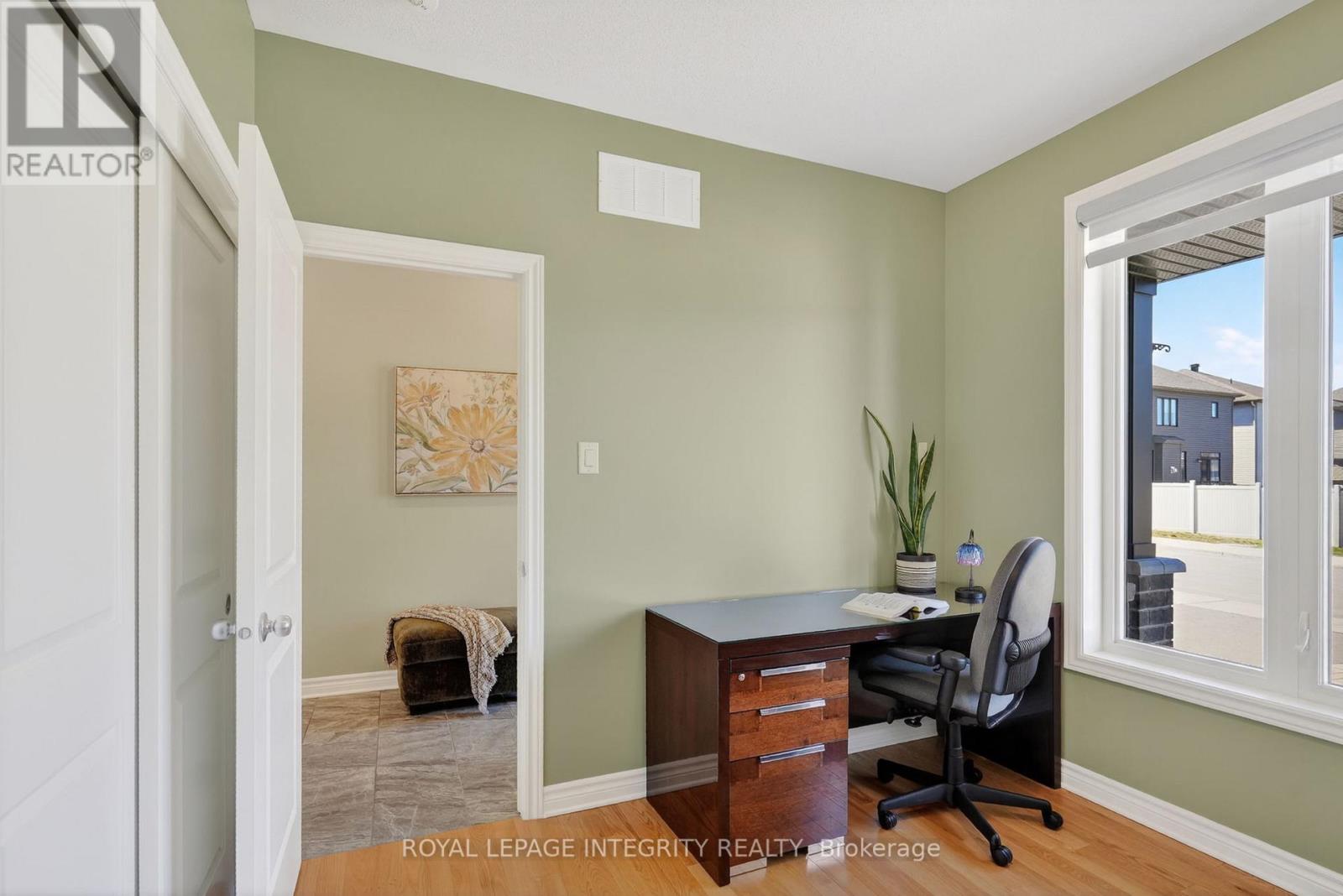 724 PARADE DRIVE, Ottawa, Ontario, K2S0Z4 — Photo 5