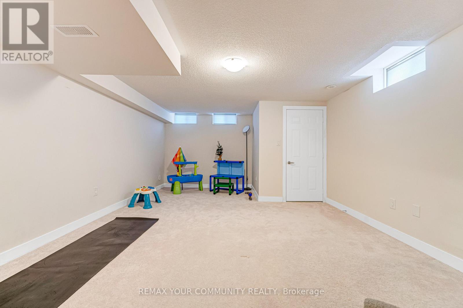 92 STAUFFER CRESCENT, Markham (Cornell), Ontario, L6B1R1 — Photo 19