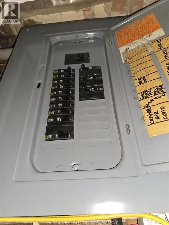 257 ST. CLAIR STREET, Chatham, Ontario, N7L3J8 — Photo 16