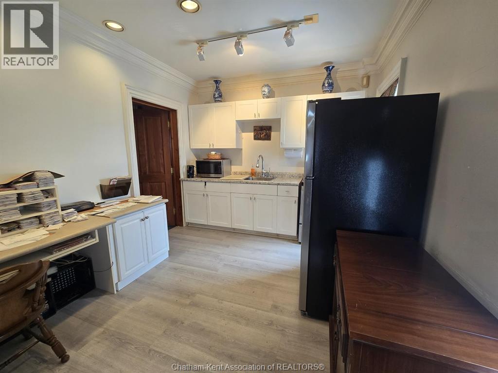 257 ST. CLAIR STREET, Chatham, Ontario, N7L3J8 — Photo 4