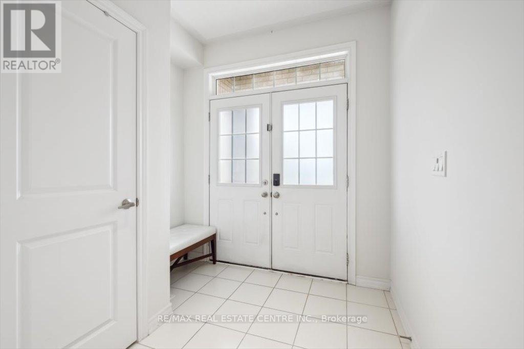 37 INTERLUDE DRIVE, Brampton (Credit Valley), Ontario, L6X3B1 — Photo 5