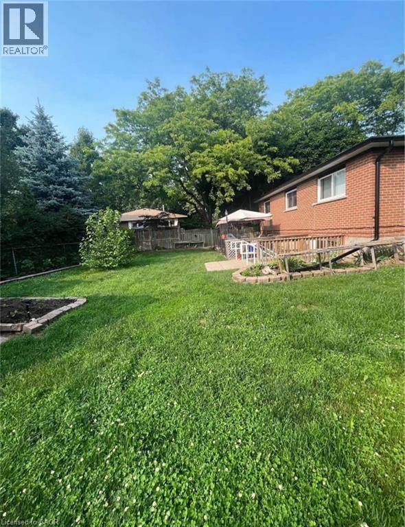 357 GAGE Court Unit# Lower, Burlington, Ontario, L7T4E1 — Photo 21