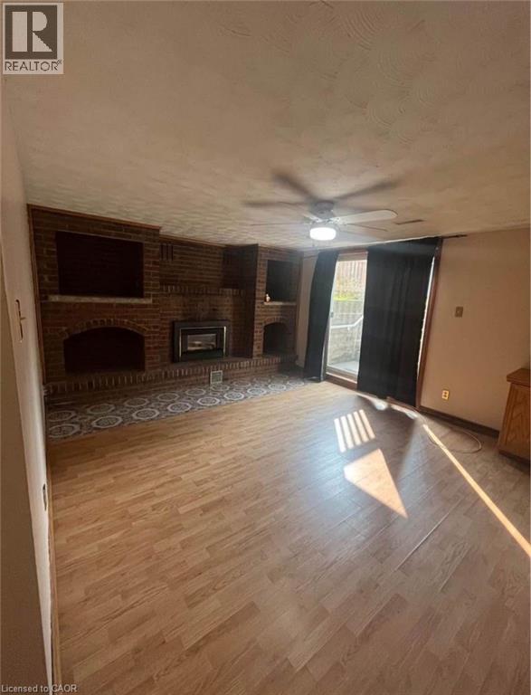 357 GAGE Court Unit# Lower, Burlington, Ontario, L7T4E1 — Photo 4