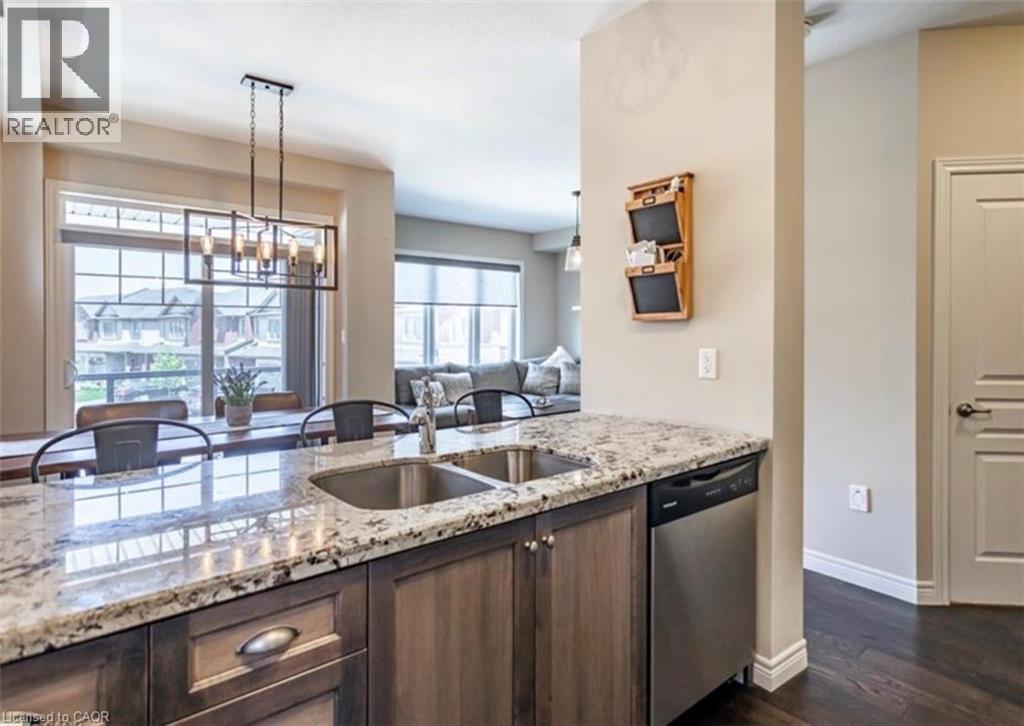 10 EGLESTON Lane, Ancaster, Ontario, L9G0G7 — Photo 13