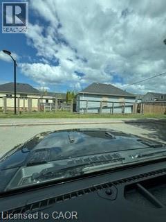 230 COPE Street, Hamilton, Ontario, L8H5B5 — Photo 3