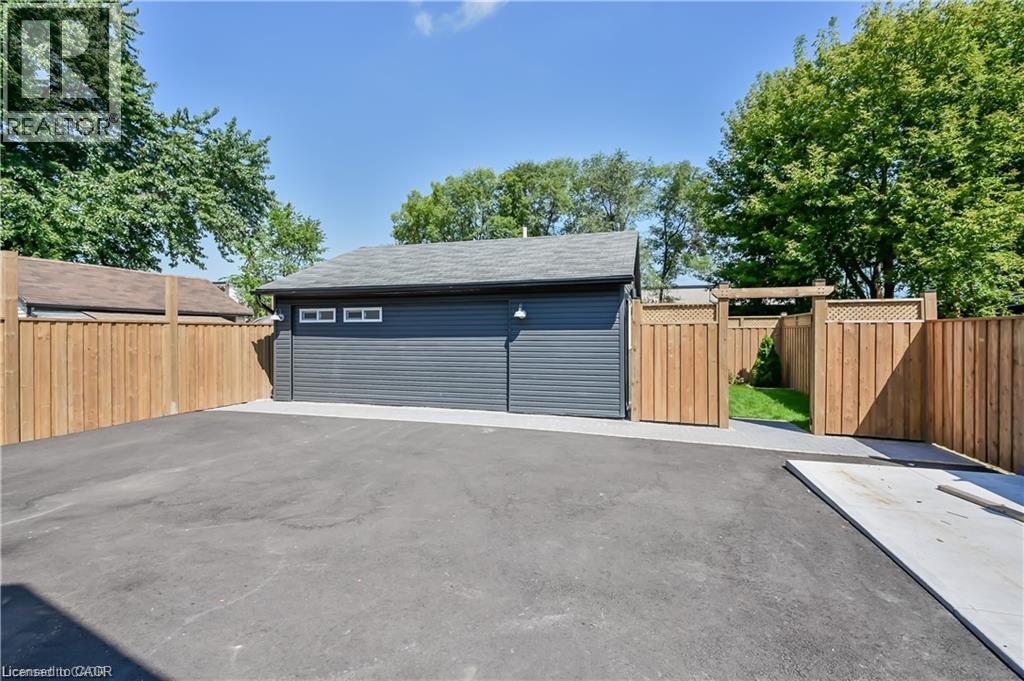 43 MAHONY Avenue Unit# 3, Hamilton, Ontario, L8H3C3 — Photo 4