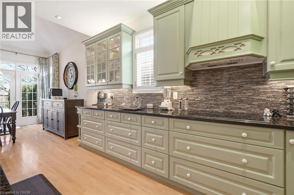 4172 STONEBRIDGE Crescent, Burlington, Ontario, L7M4N2 — Photo 11