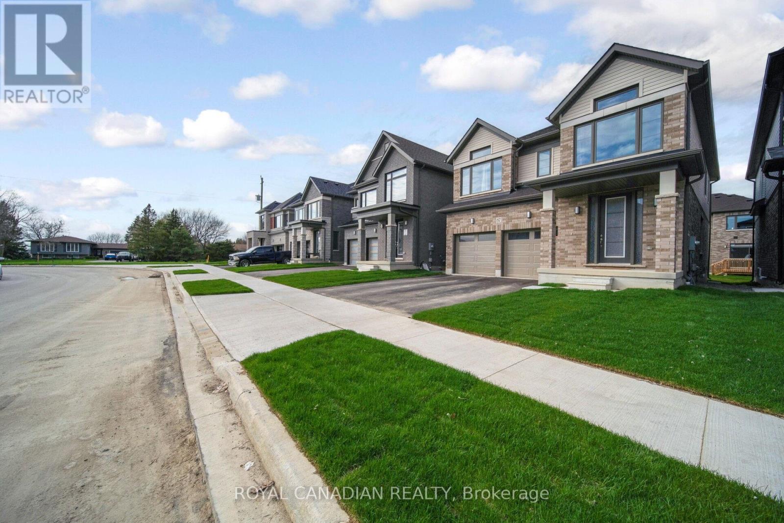 87 SOULES SQUARE, Hamilton (Binbrook), Ontario, L0R1C0 — Photo 3