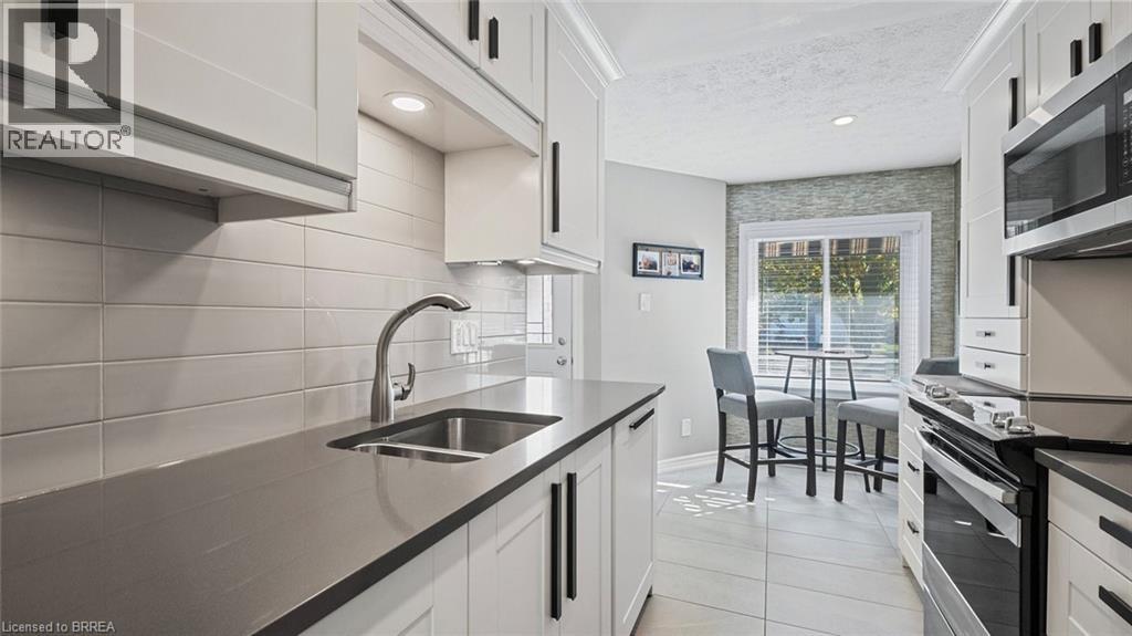 23 FREEMAN Crescent, Simcoe, Ontario, N3Y5J9 — Photo 12