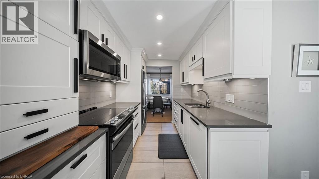 23 FREEMAN Crescent, Simcoe, Ontario, N3Y5J9 — Photo 9