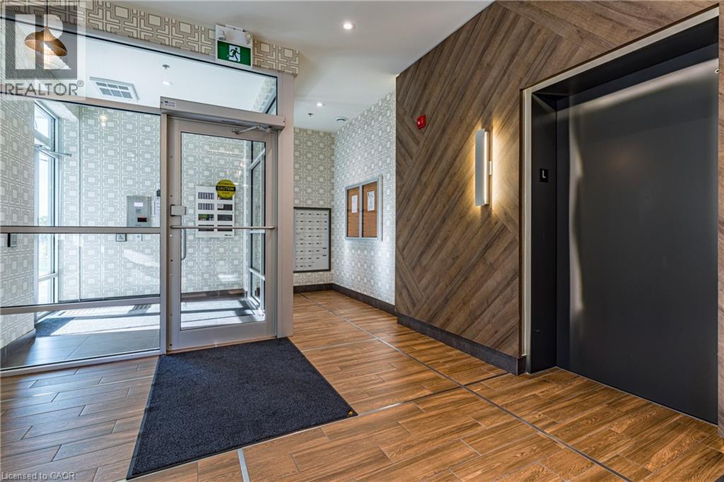 455 CHARLTON Avenue E Unit# 208, Hamilton, Ontario, L8N0B2 — Photo 30