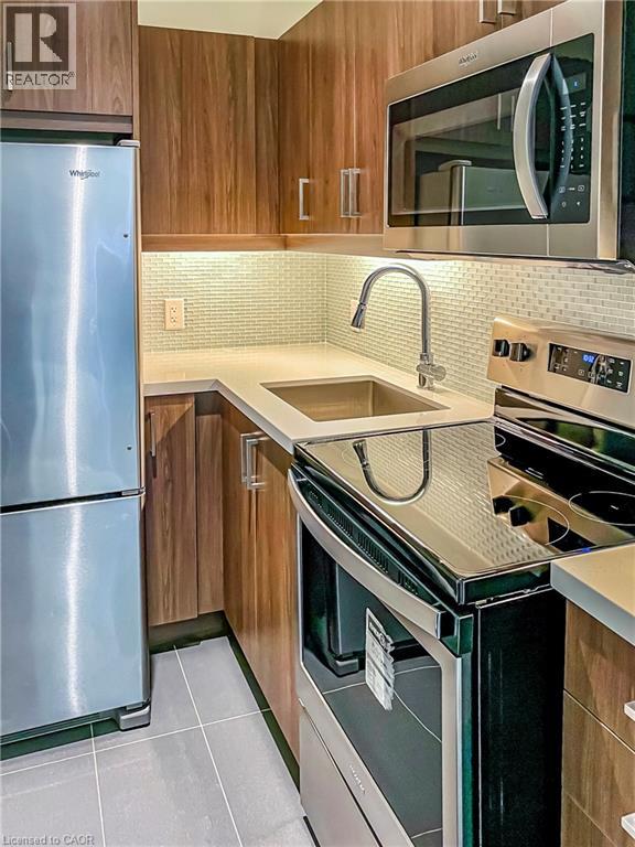 455 CHARLTON Avenue E Unit# 208, Hamilton, Ontario, L8N0B2 — Photo 33