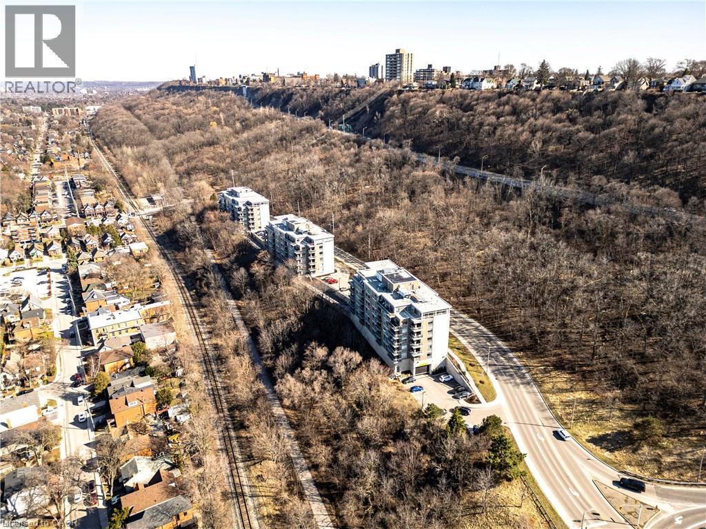 455 CHARLTON Avenue E Unit# 208, Hamilton, Ontario, L8N0B2 — Photo 36