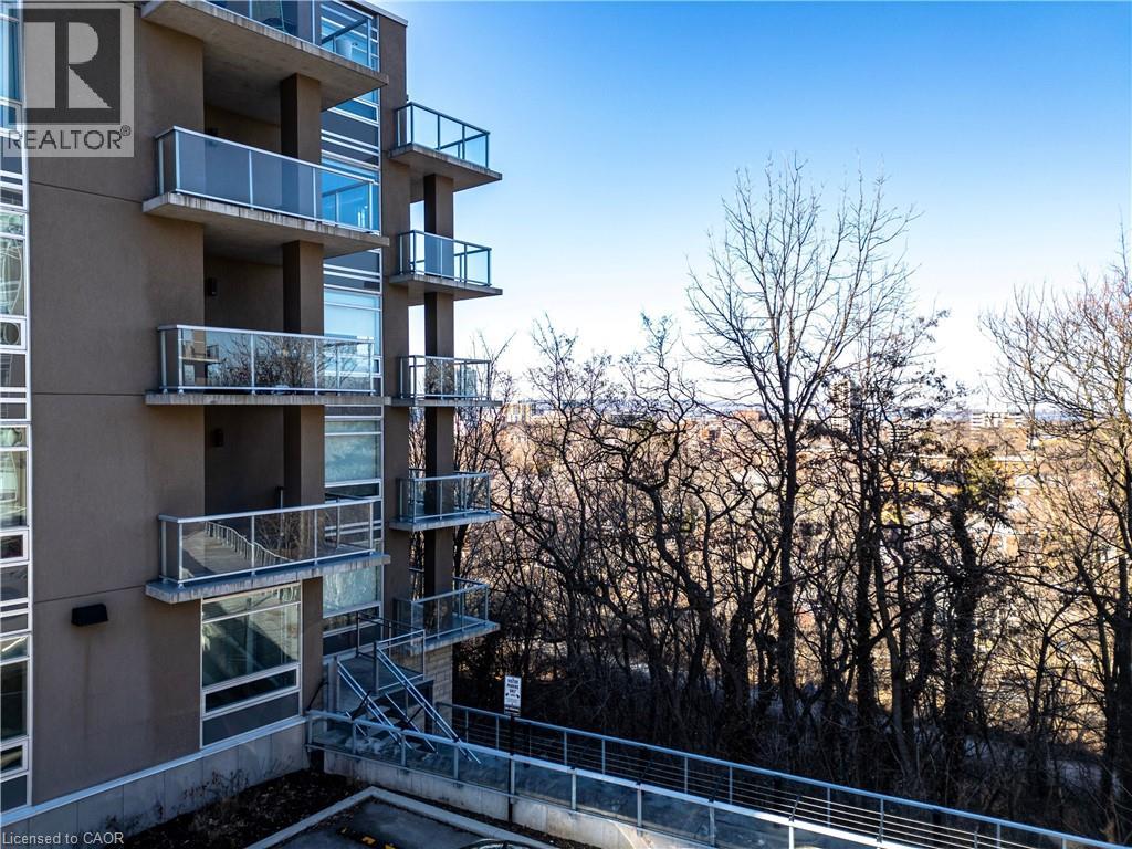 455 CHARLTON Avenue E Unit# 208, Hamilton, Ontario, L8N0B2 — Photo 40