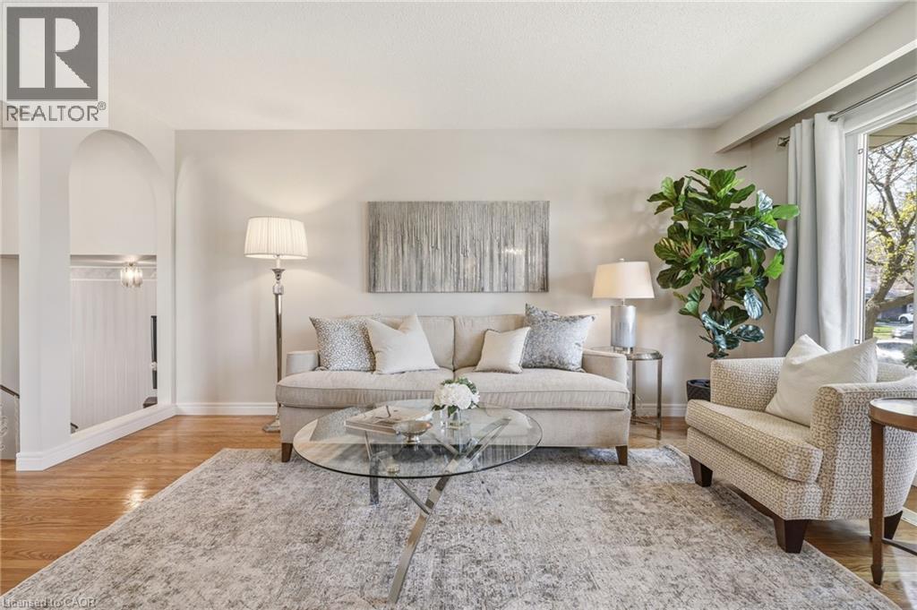 671 WOODVIEW Road, Burlington, Ontario, L7N3A4 — Photo 5