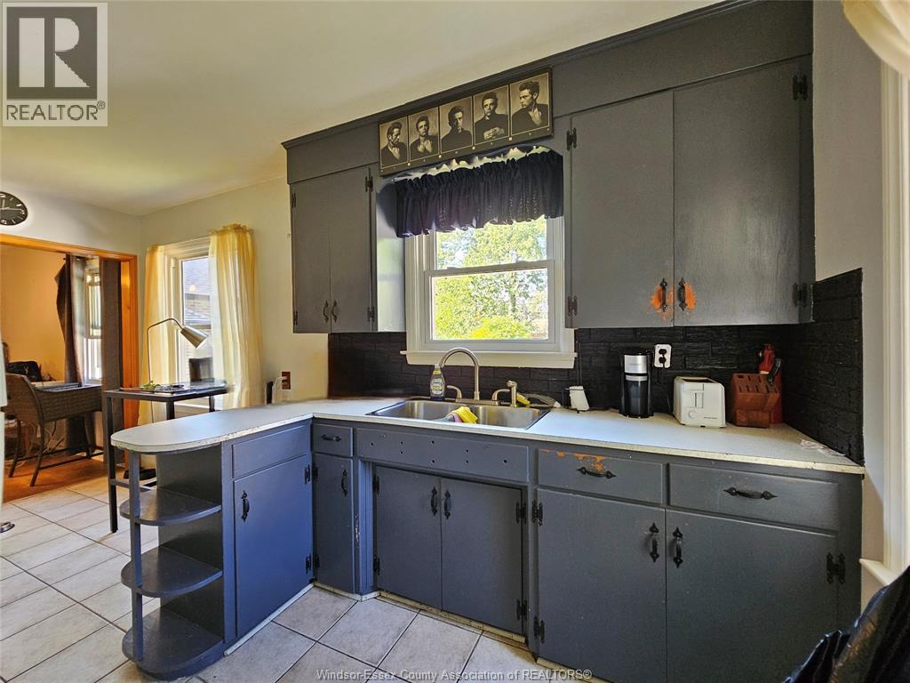 1040 KENNEDY DRIVE West, Windsor, Ontario, N9G1T1 — Photo 9