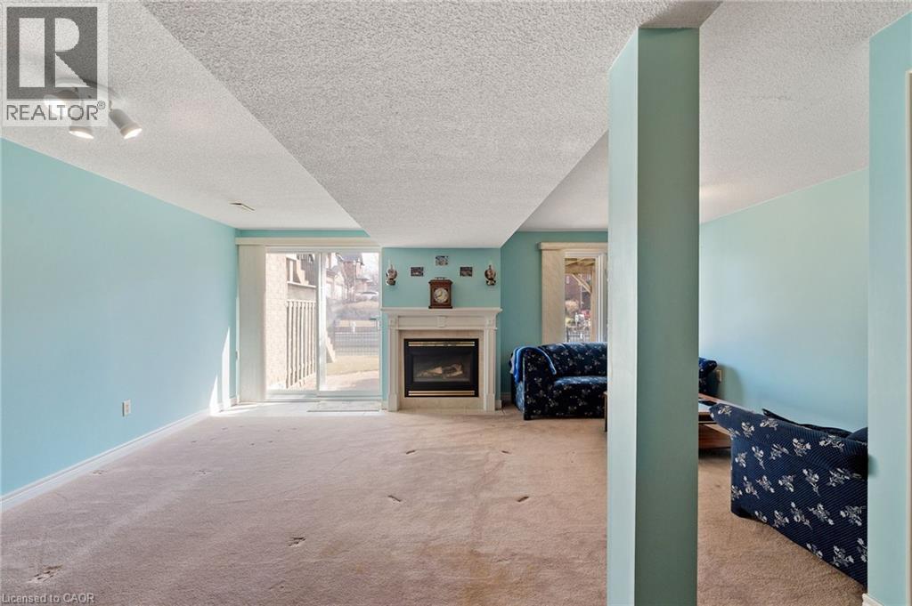 85 EDGEWATER Drive Unit# 10, Stoney Creek, Ontario, L8E4Z2 — Photo 32