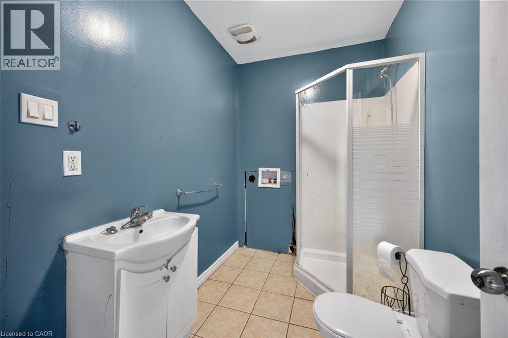 5 FLEET Street, Brantford, Ontario, N3T3S8 — Photo 16