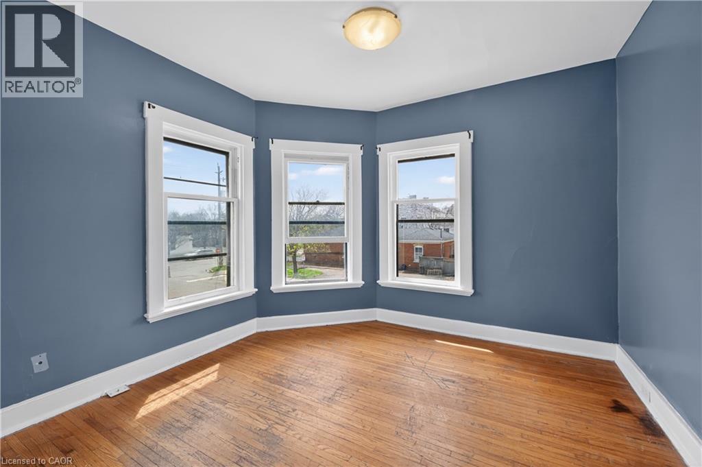 5 FLEET Street, Brantford, Ontario, N3T3S8 — Photo 19