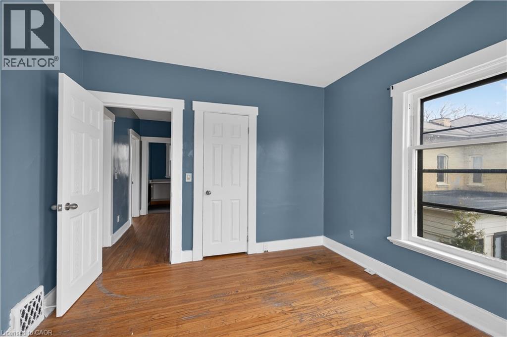 5 FLEET Street, Brantford, Ontario, N3T3S8 — Photo 20