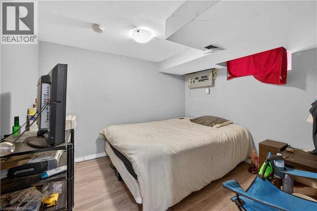 5 FLEET Street, Brantford, Ontario, N3T3S8 — Photo 39