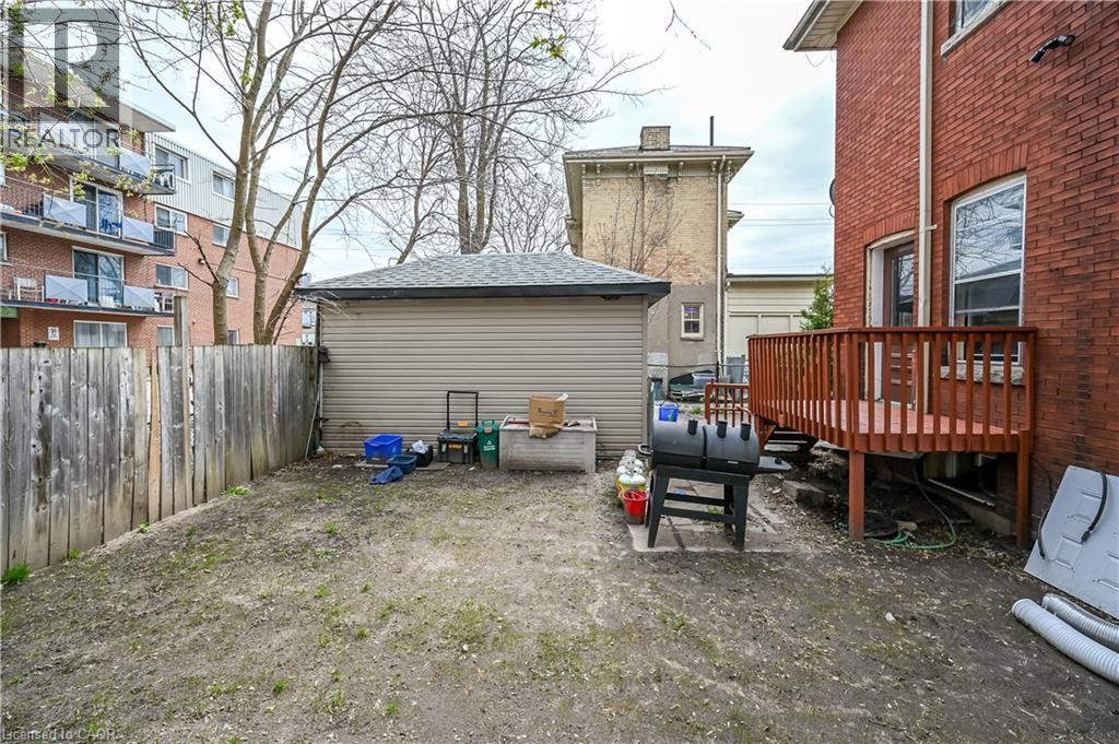 5 FLEET Street, Brantford, Ontario, N3T3S8 — Photo 46