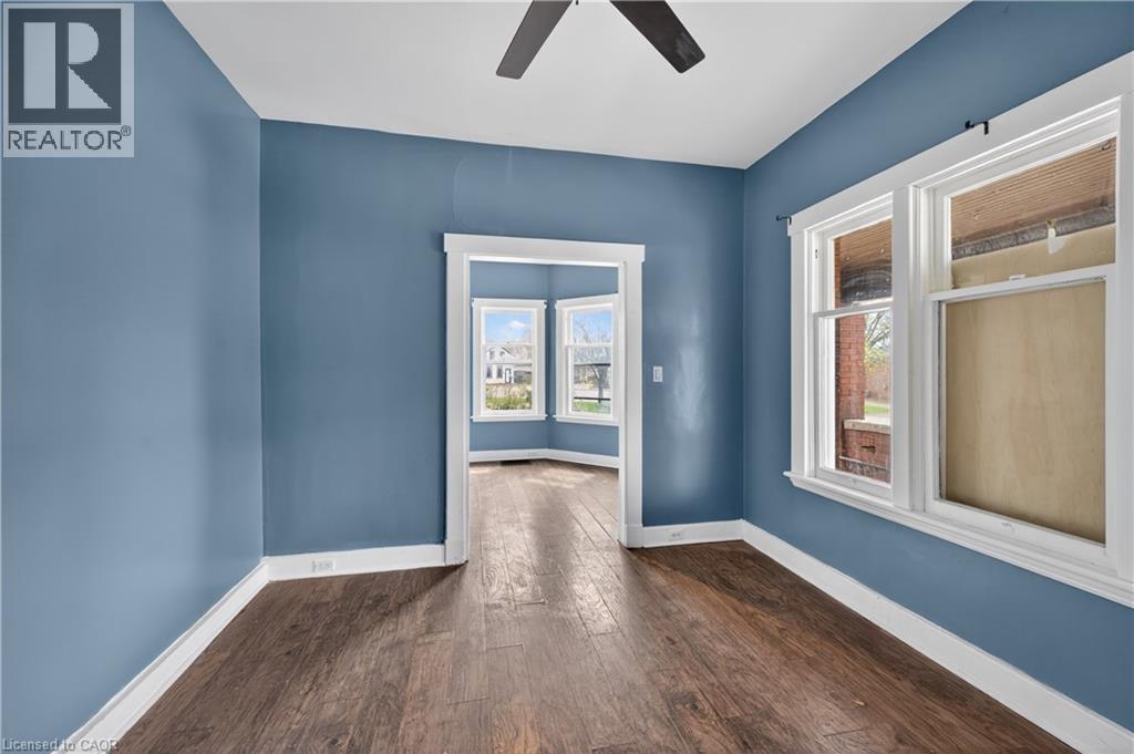 5 FLEET Street, Brantford, Ontario, N3T3S8 — Photo 9