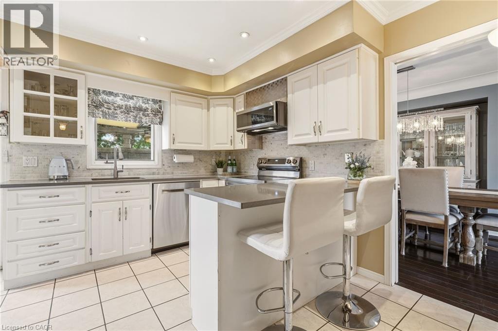 559 REXWAY Court, Burlington, Ontario, L7N3B6 — Photo 14